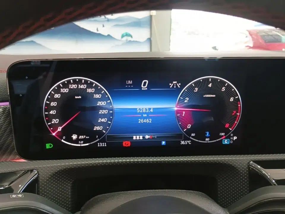 Mercedes-Benz A-Class 2024 A 200 L Fashion Model — миниатюра 25