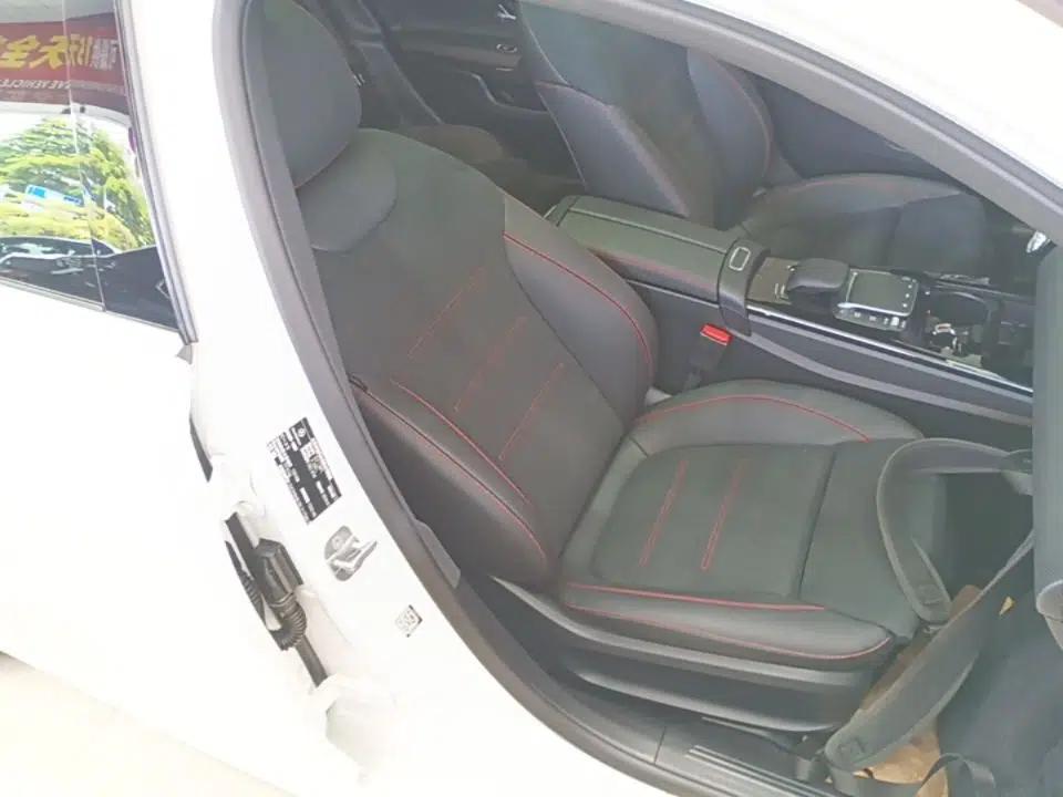 Mercedes-Benz A-Class 2024 A 200 L Fashion Model — миниатюра 30