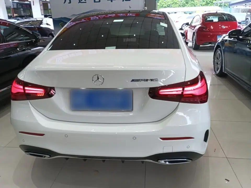 Mercedes-Benz A-Class 2024 A 200 L Fashion Model — миниатюра 5