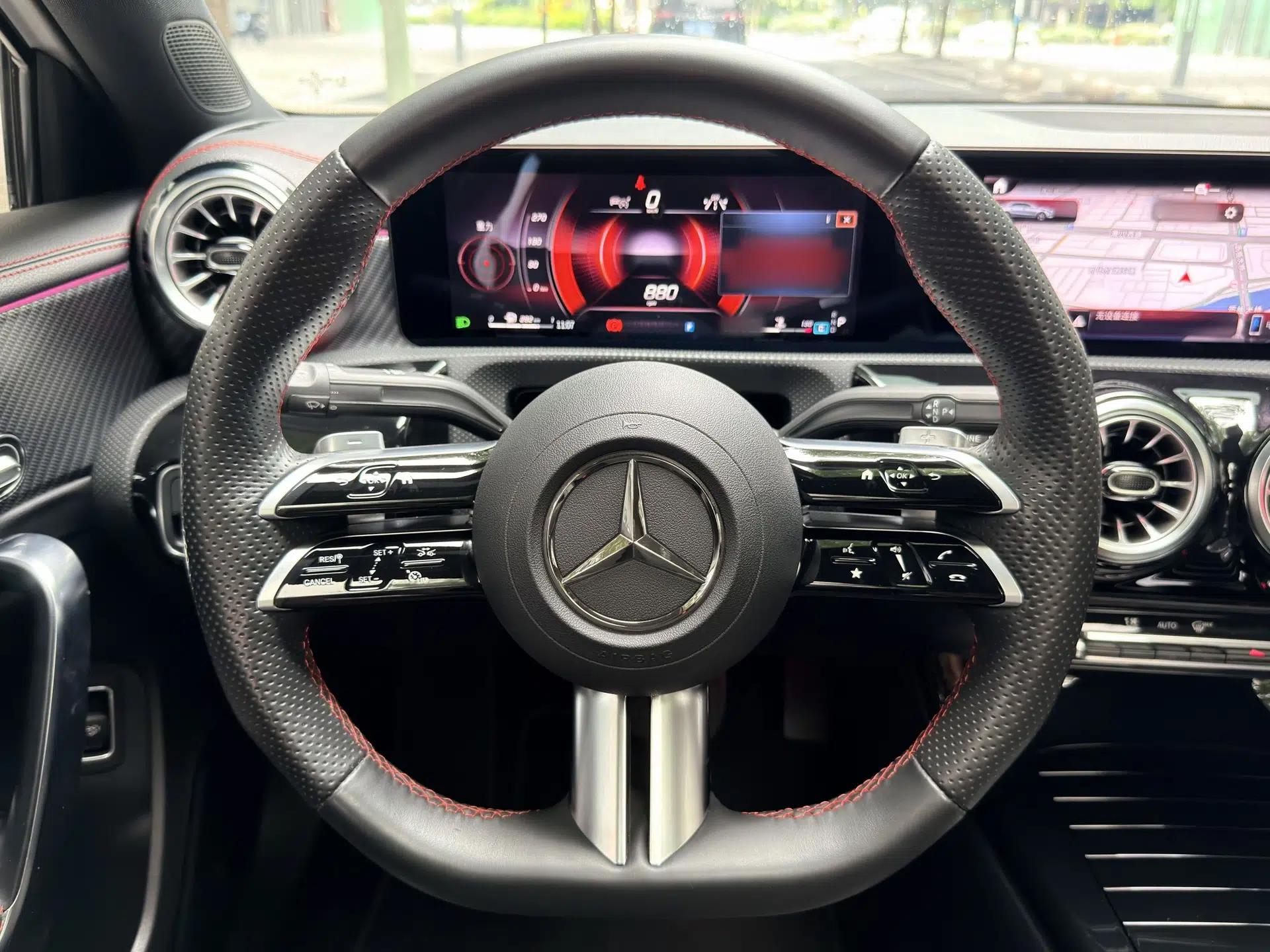 Mercedes-Benz A-Class 2024 A 200 L Fashion Model — миниатюра 41