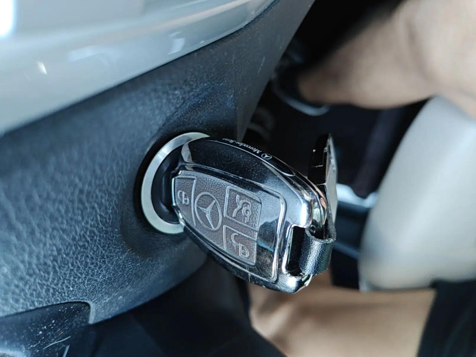 Mercedes-Benz Vito 2016 2.0T Elite Edition — миниатюра 28