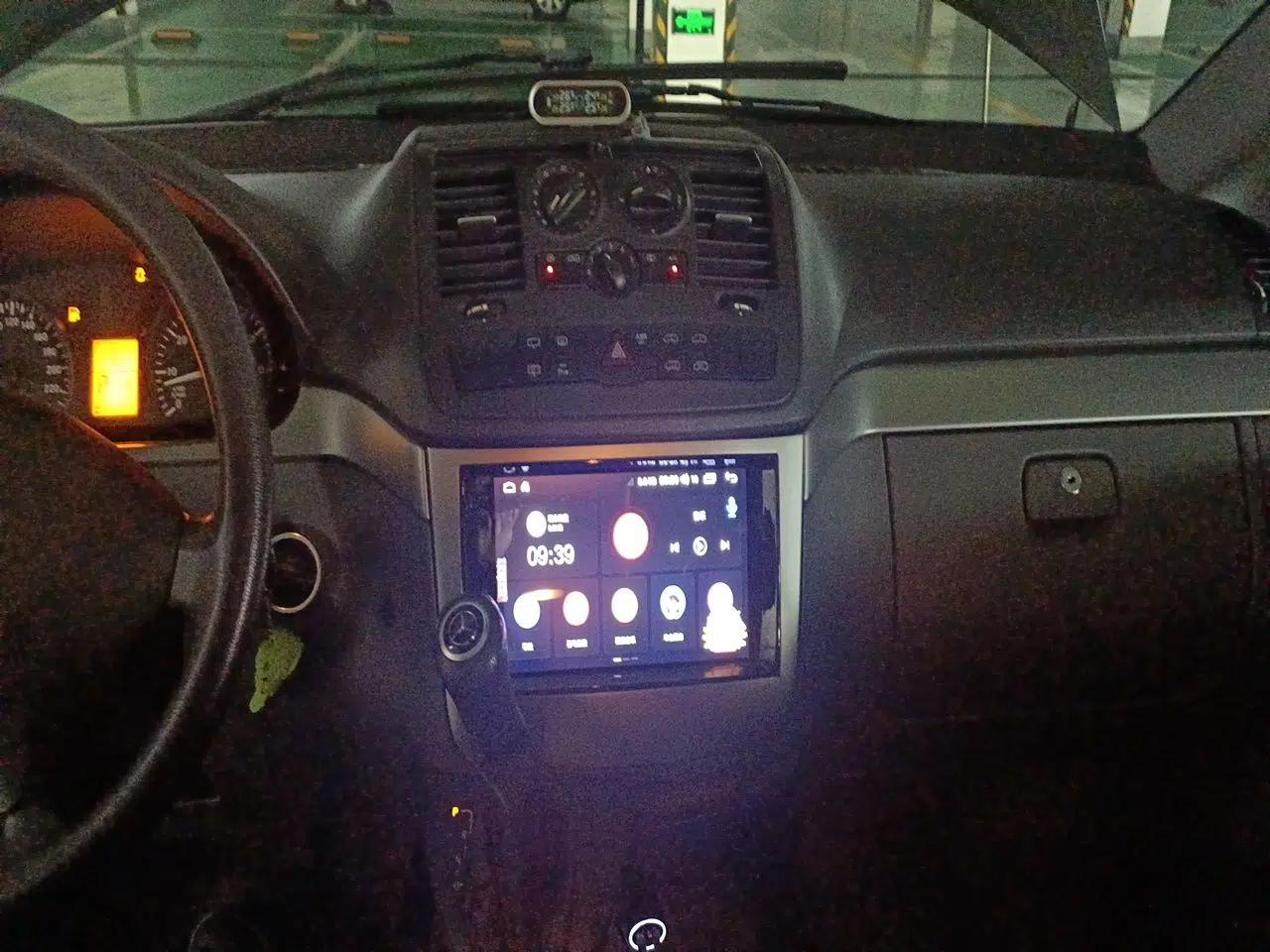 Mercedes-Benz Vito 2011 2.5L 7-seater executive version — миниатюра 13