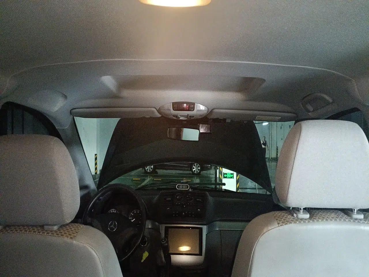 Mercedes-Benz Vito 2011 2.5L 7-seater executive version — миниатюра 18