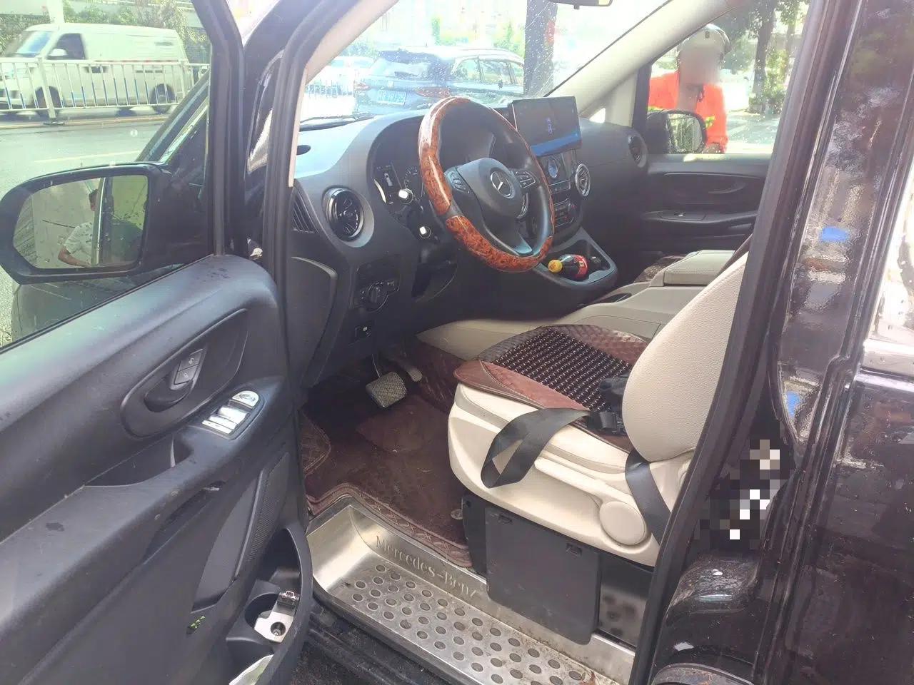 Mercedes-Benz Vito 2021 2.0T Elite Version 7 Seats — миниатюра 16