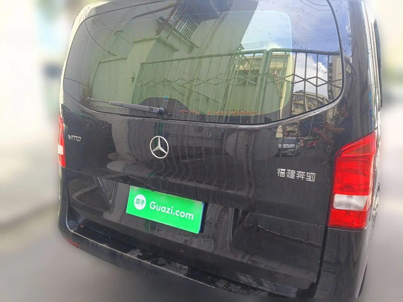 Mercedes-Benz Vito 2021 2.0T Elite Version 7 Seats — миниатюра 5