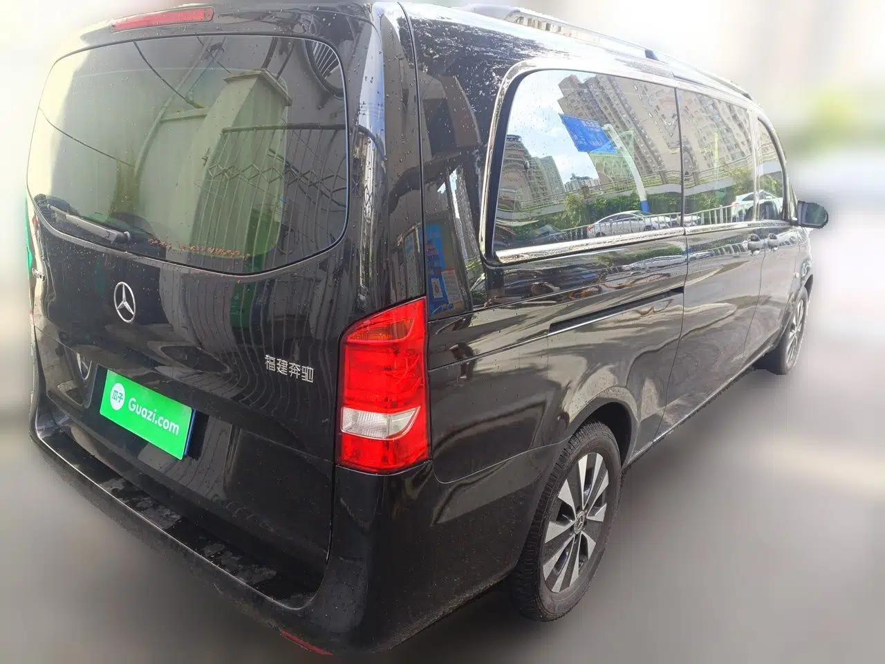 Mercedes-Benz Vito 2021 2.0T Elite Version 7 Seats — миниатюра 6