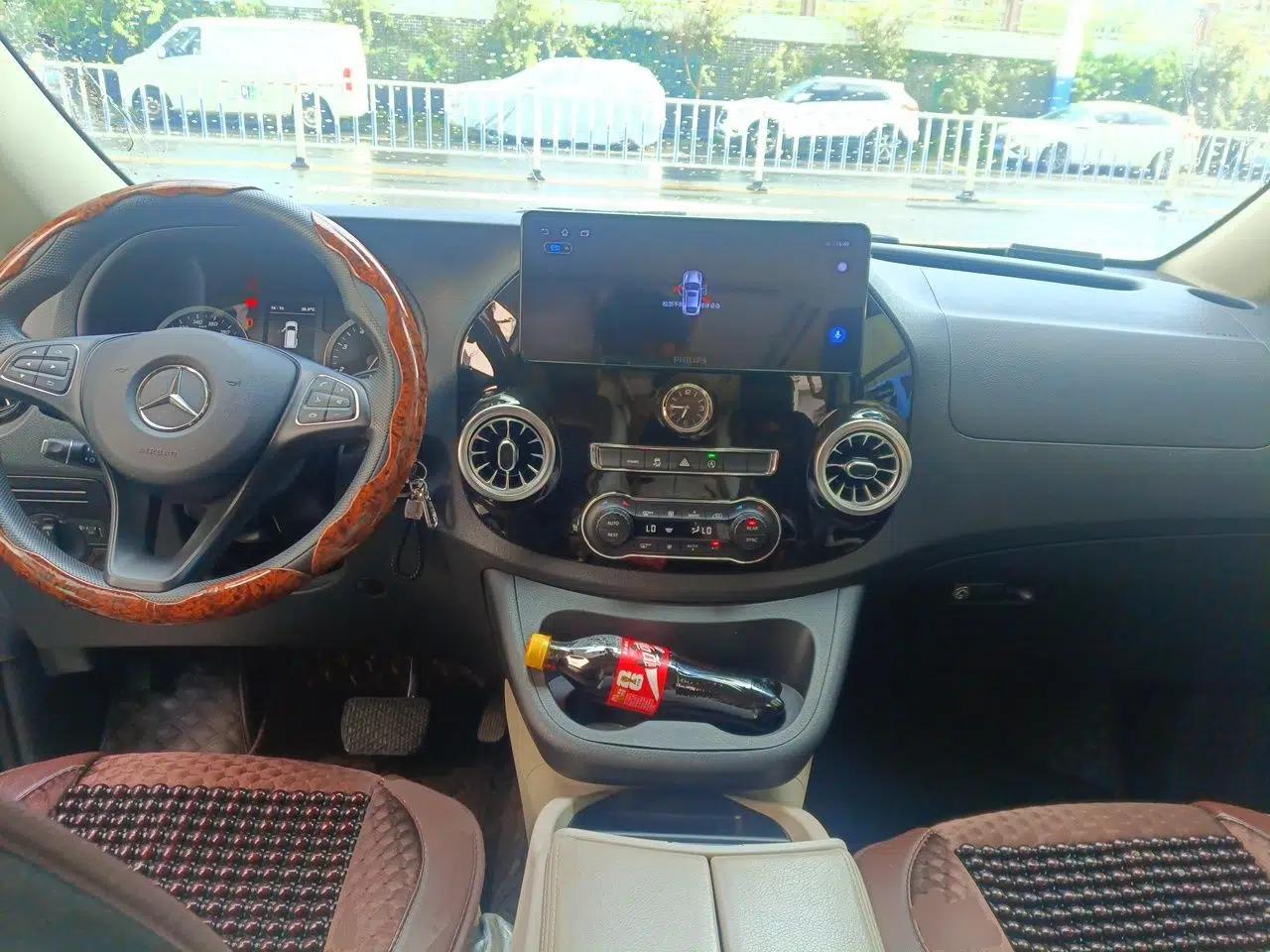 Mercedes-Benz Vito 2021 2.0T Elite Version 7 Seats — миниатюра 9
