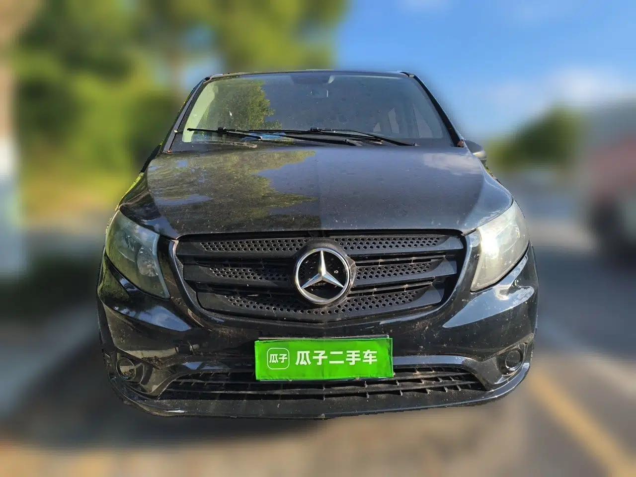 Mercedes-Benz Vito 2016 2.0T Elite Version 9-seater — миниатюра 2