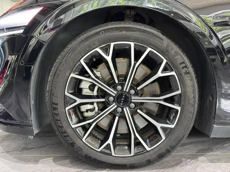 ZEEKR 007 2024 All-Wheel Drive Intelligent Driving Edition 100kWh — миниатюра 16