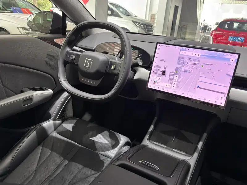 ZEEKR 007 2024 All-Wheel Drive Intelligent Driving Edition 100kWh — миниатюра 18