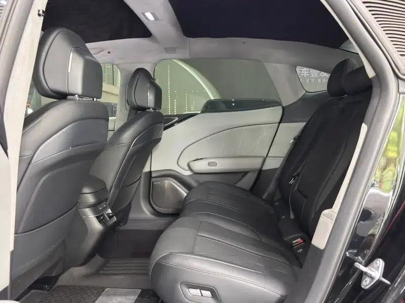 ZEEKR 007 2024 All-Wheel Drive Intelligent Driving Edition 100kWh — миниатюра 27