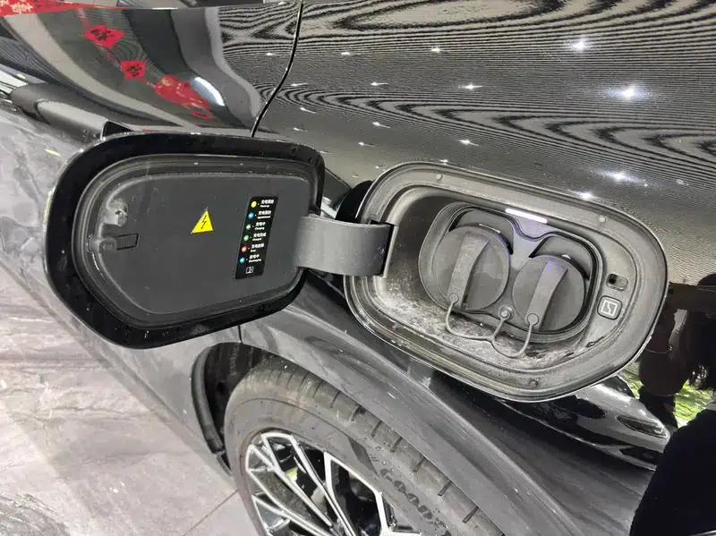 ZEEKR 007 2024 All-Wheel Drive Intelligent Driving Edition 100kWh — миниатюра 6