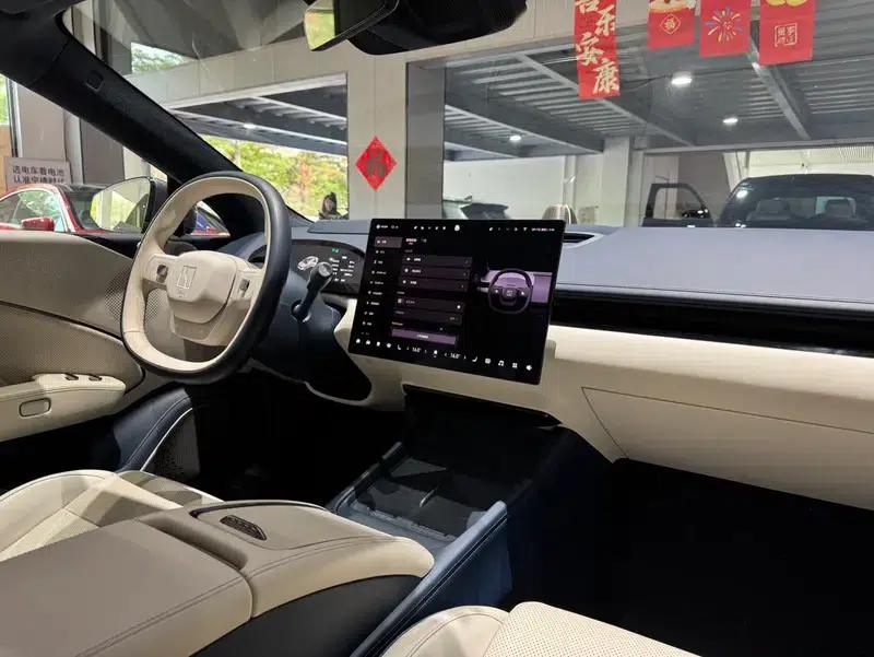 ZEEKR 007 2024 All-Wheel Drive Intelligent Driving Edition 100kWh — миниатюра 25
