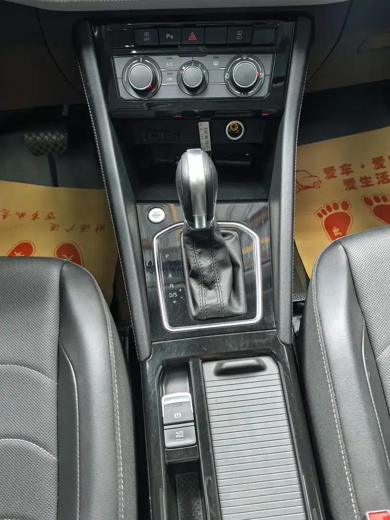 Jetta VS5 2023 280TSI Automatic Entry-Level Edition — миниатюра 13