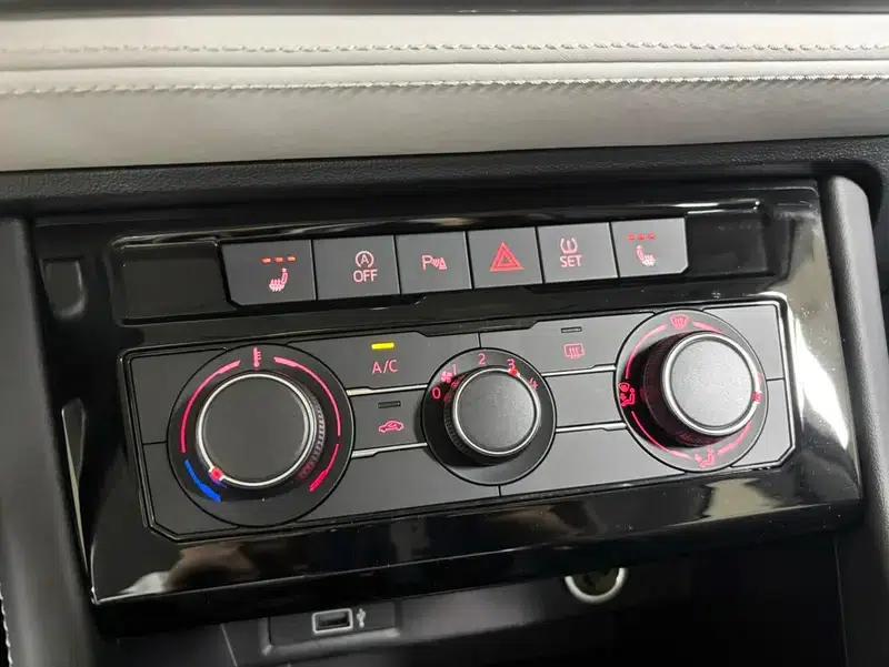 Jetta VS5 2022 280TSI Automatic Enjoy Edition — миниатюра 8