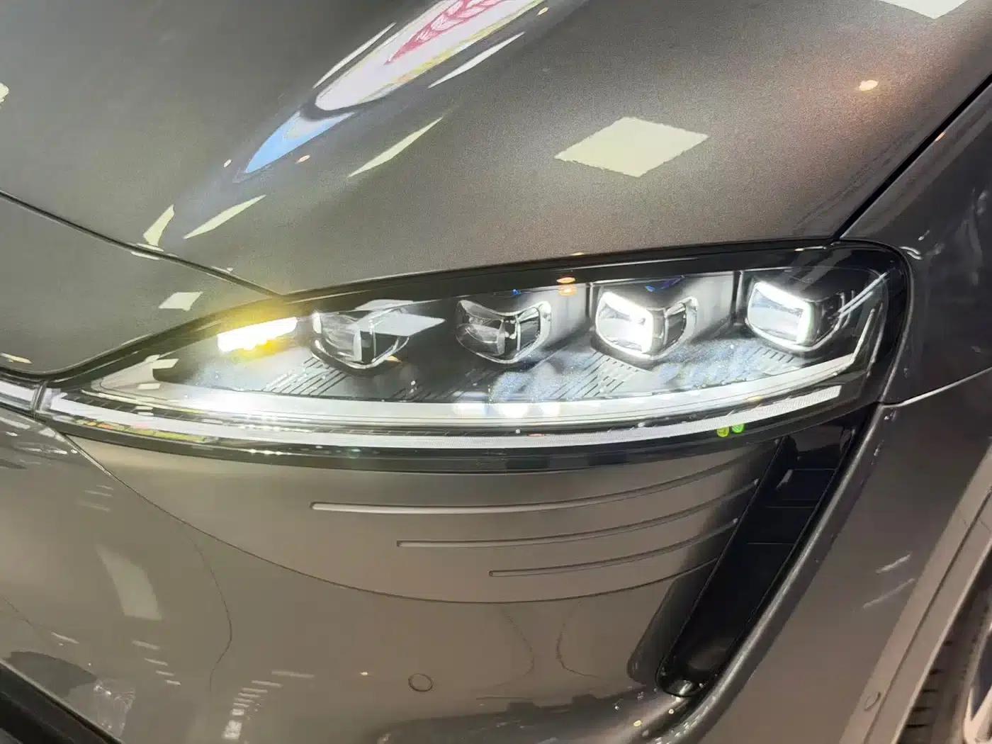 Zhijie R7 2024 Pure Electric 802km Max — миниатюра 14