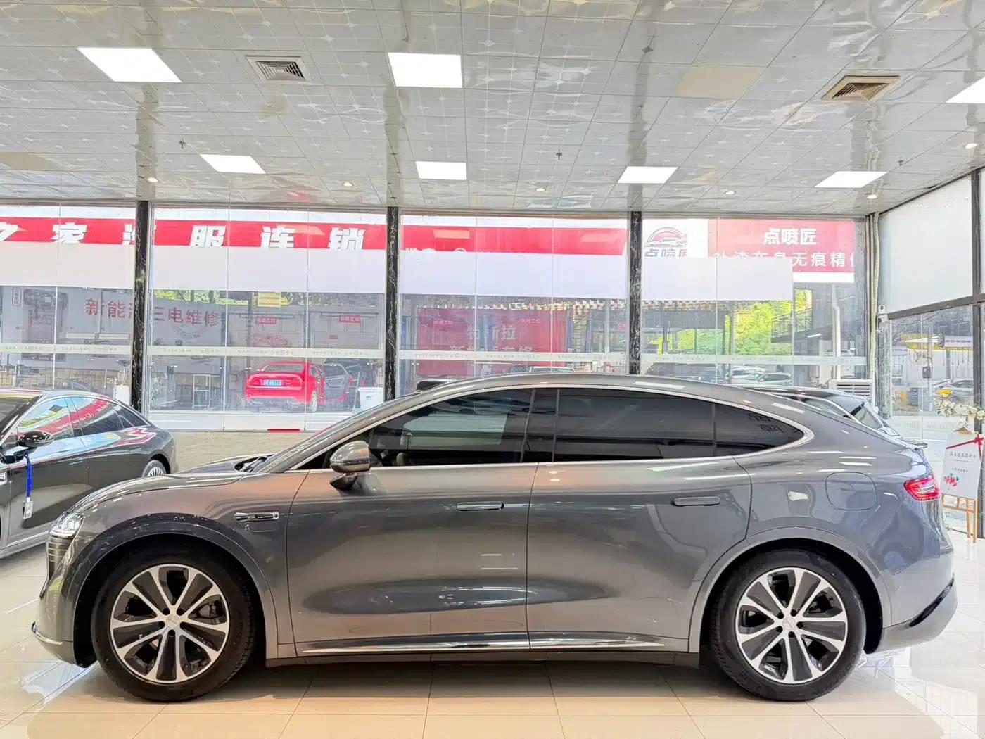 Zhijie R7 2024 Pure Electric 802km Max — миниатюра 3