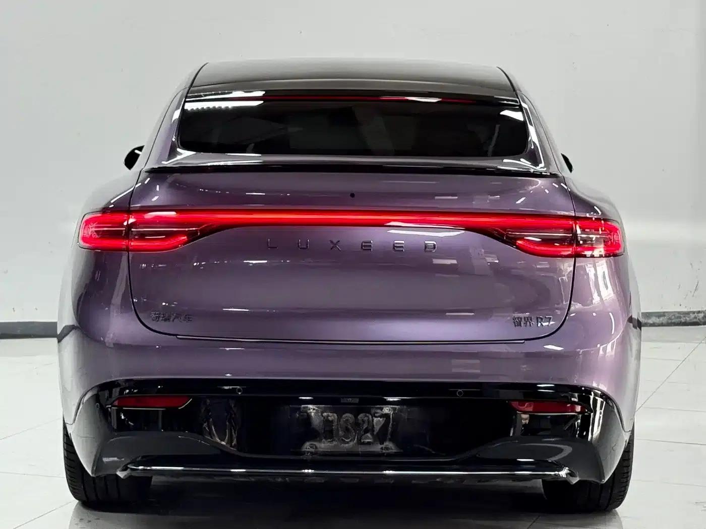Zhijie R7 2024 Pure Electric 802km Max — миниатюра 4
