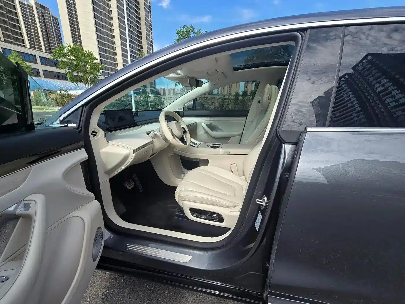 Zhijie R7 2024 Pure Electric 802km Max — миниатюра 4