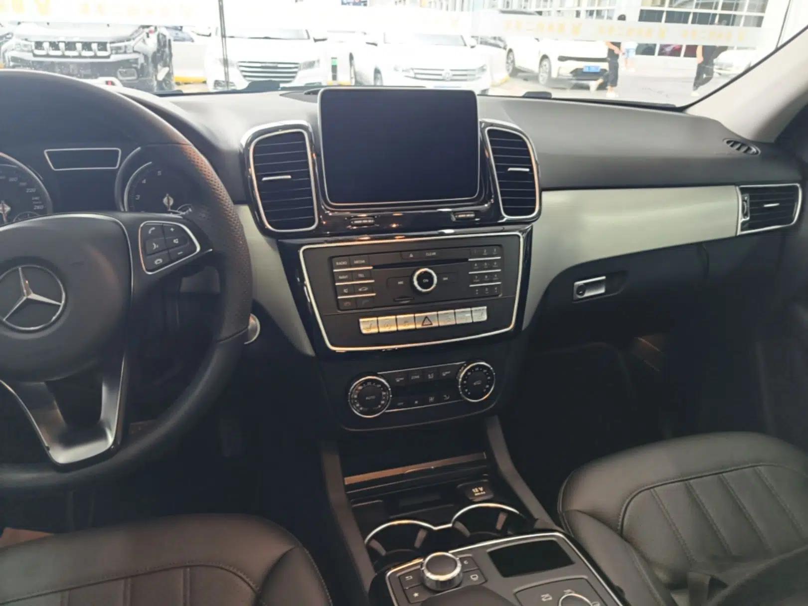 Mercedes-Benz GLE 2015 GLE 320 4MATIC — миниатюра 15