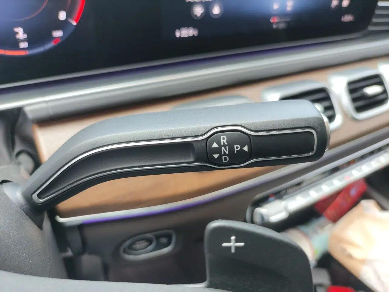 Mercedes-Benz GLE 2020 GLE 350 4MATIC Luxury Model — миниатюра 14