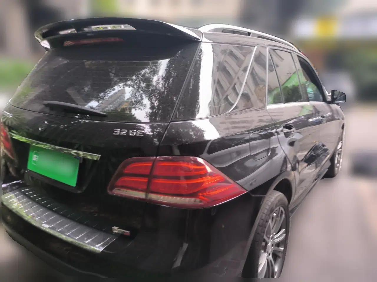 Mercedes-Benz GLE-Class 2016 Mercedes-Benz GLE320 3.0-liter automatic gasoline (5 seats) — миниатюра 6