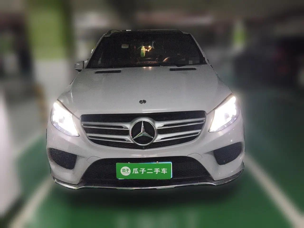 Mercedes-Benz GLE 2018 GLE 320 4MATIC Dynamic Edition Collector's Edition — миниатюра 2