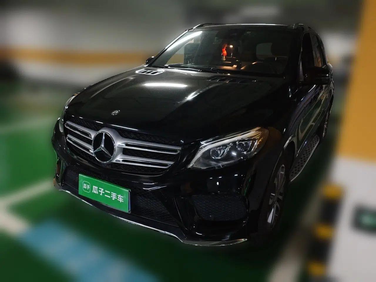 Mercedes-Benz GLE 2016 GLE 320 4MATIC Luxury Model — миниатюра 1
