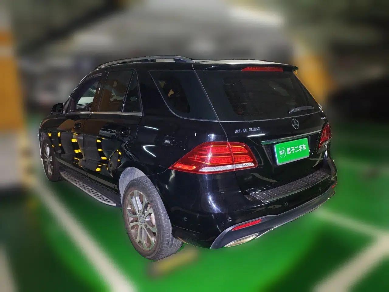 Mercedes-Benz GLE 2016 GLE 320 4MATIC Luxury Model — миниатюра 4