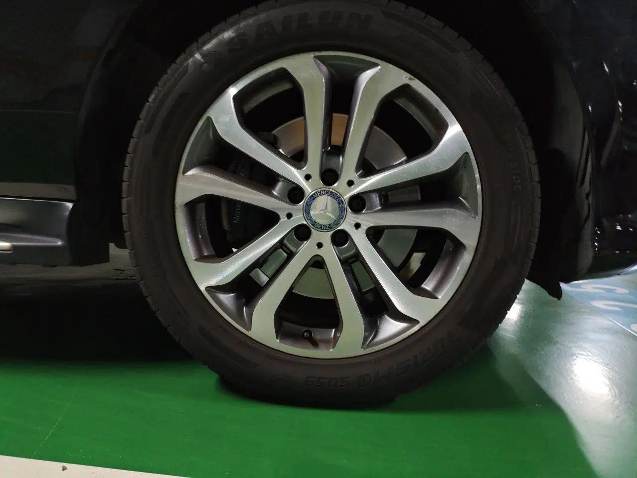 Mercedes-Benz GLE 2016 GLE 320 4MATIC Luxury Model — миниатюра 8