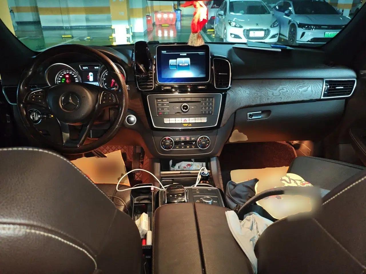 Mercedes-Benz GLE 2016 GLE 320 4MATIC Luxury Model — миниатюра 9