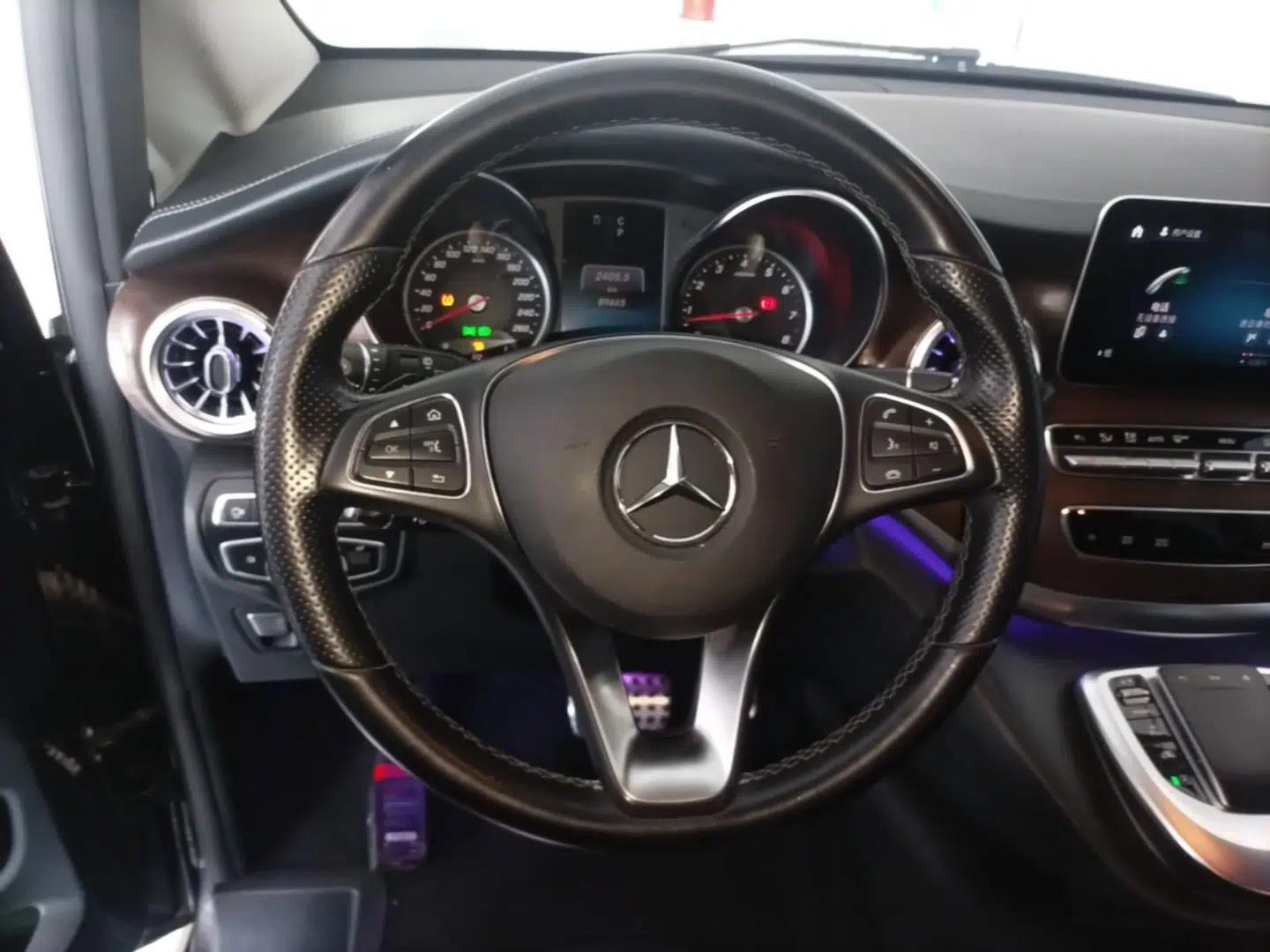 Mercedes-Benz V-Class 2021 V 260 Prestige Edition — миниатюра 18