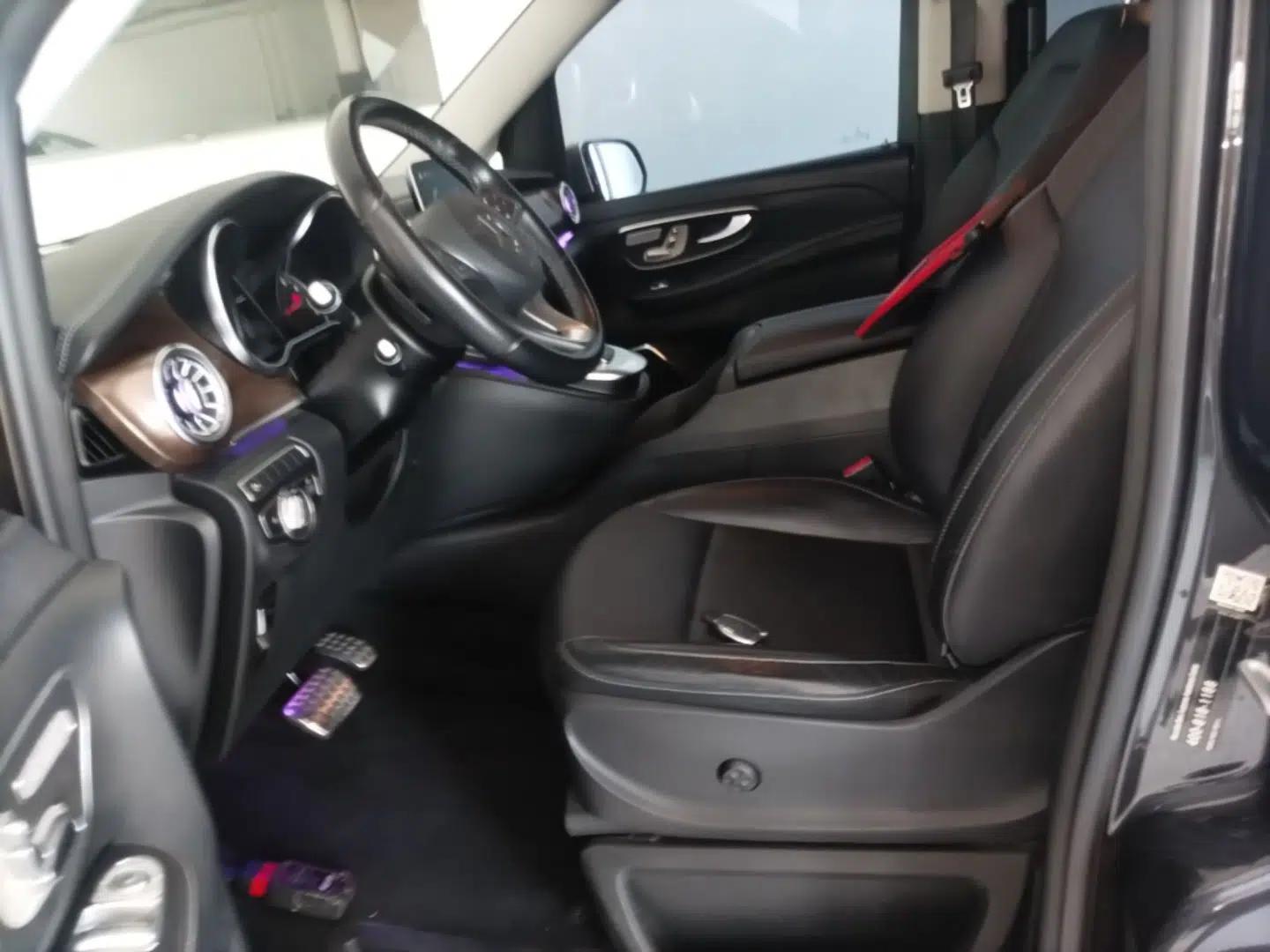 Mercedes-Benz V-Class 2021 V 260 Prestige Edition — миниатюра 22