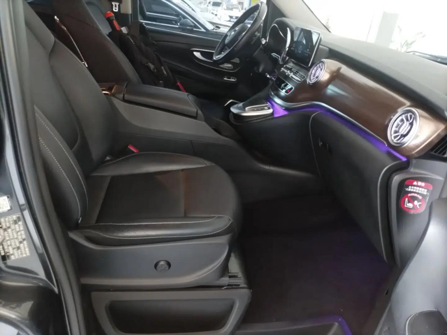 Mercedes-Benz V-Class 2021 V 260 Prestige Edition — миниатюра 24