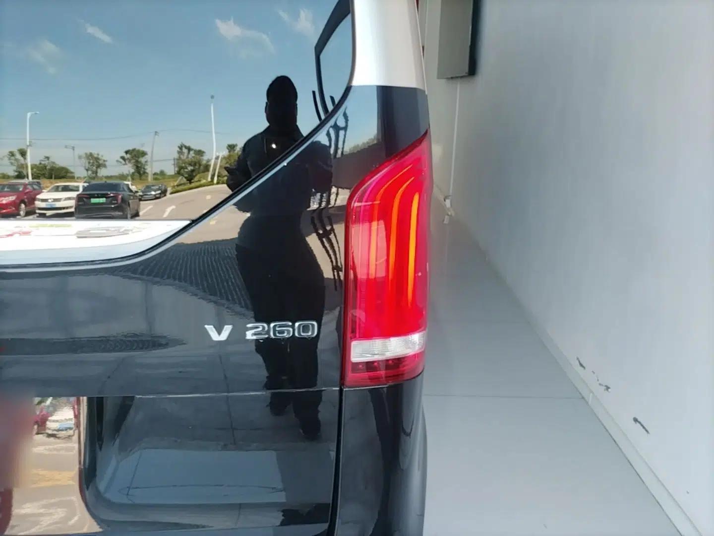 Mercedes-Benz V-Class 2021 V 260 Prestige Edition — миниатюра 9