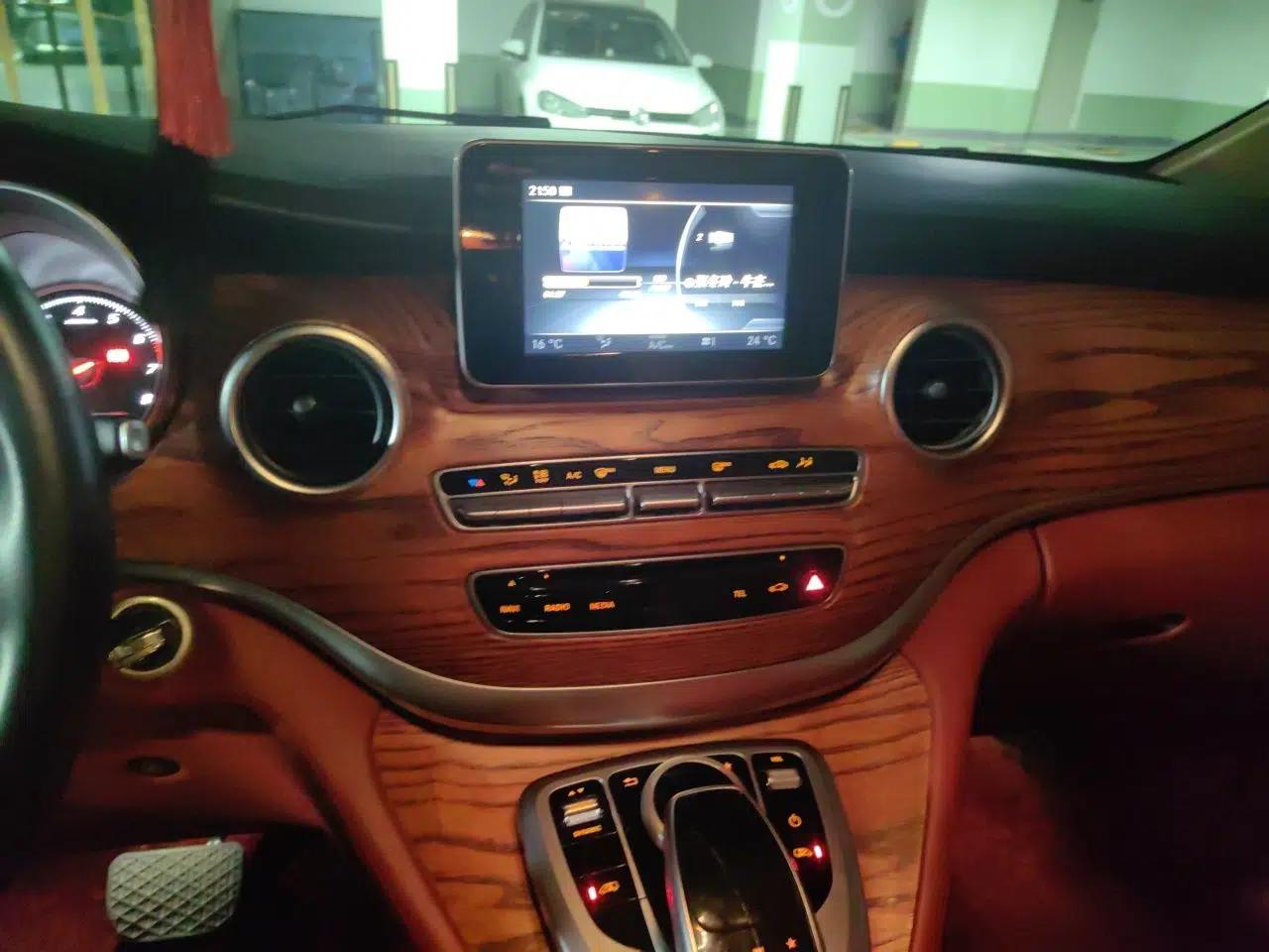 Mercedes-Benz V-Class Mercedes-Benz V250, registered in 2019, 2.0-liter automatic, 7-seater, imported (factory-modified). — миниатюра 13