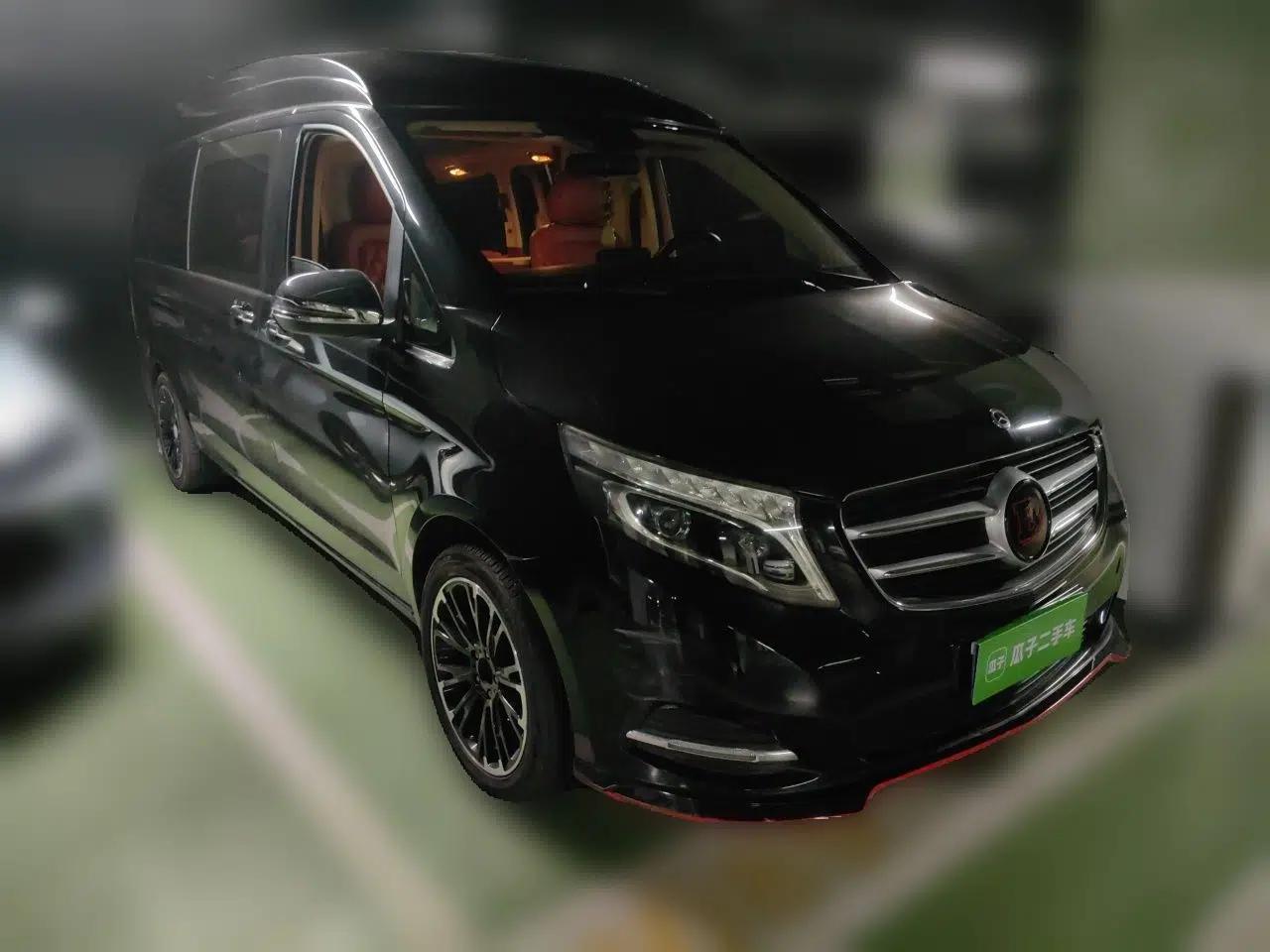 Mercedes-Benz V-Class Mercedes-Benz V250, registered in 2019, 2.0-liter automatic, 7-seater, imported (factory-modified). — миниатюра 3