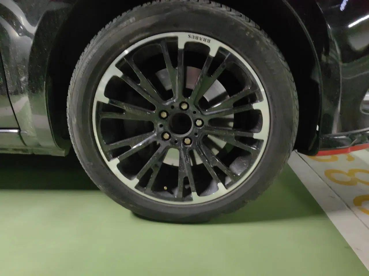 Mercedes-Benz V-Class Mercedes-Benz V250, registered in 2019, 2.0-liter automatic, 7-seater, imported (factory-modified). — миниатюра 8