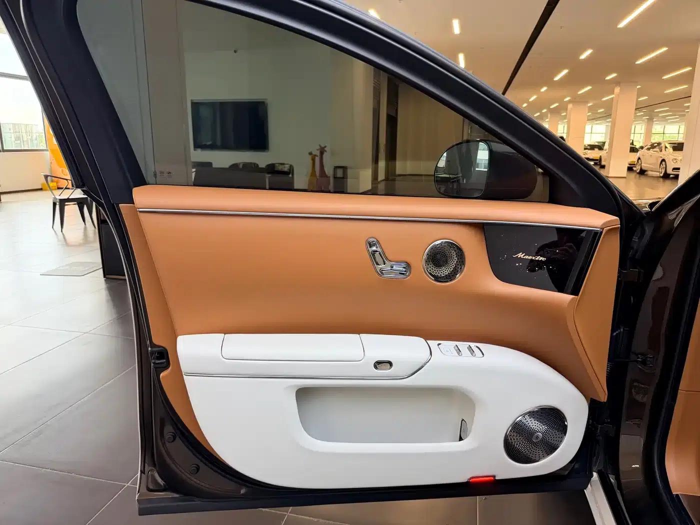 2025 S800 Premium Range Extended Star Executive Edition (4-seater, 192-line LiDAR) — миниатюра 9