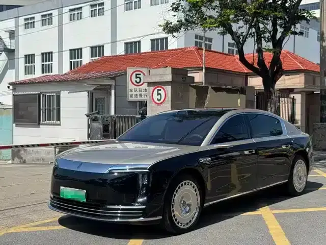 2025 S800 Pure Electric Star Executive Edition (4-seater, 192-line LiDAR)
