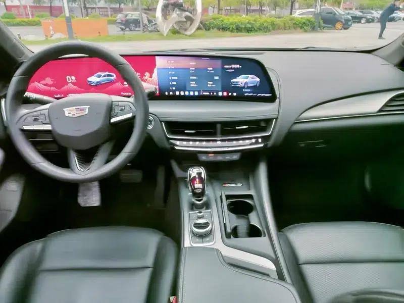 2024 Cadillac CT5 28T Luxury Pro — миниатюра 13