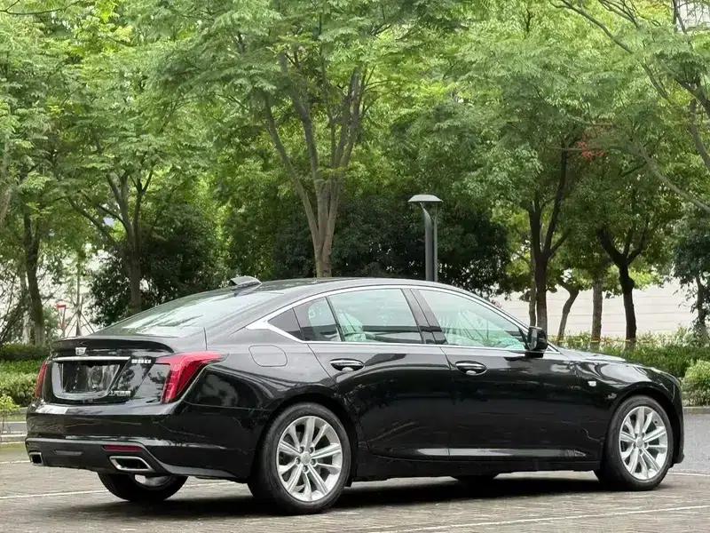 2024 Cadillac CT5 28T Luxury Pro — миниатюра 5