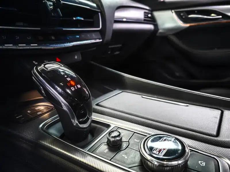 2021 Cadillac CT5 28T Luxury — миниатюра 16