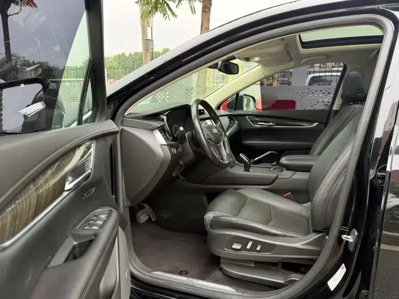 Cadillac XT5 2017 Anniversary Edition 28T AWD Luxury — миниатюра 15