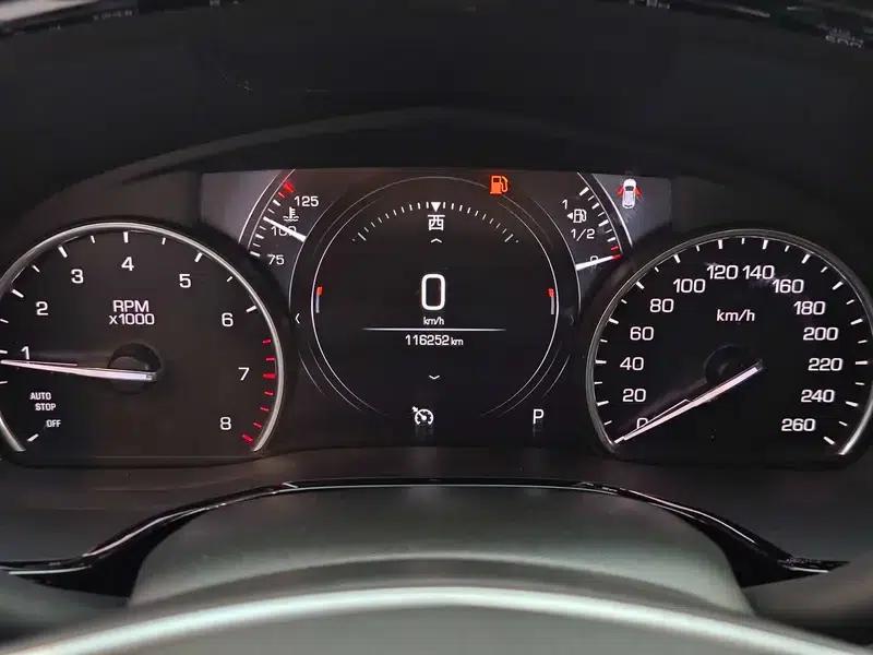 Cadillac XT5 2018 28T AWD Luxury — миниатюра 14