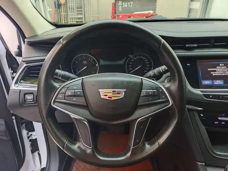 Cadillac XT5 2018 28T AWD Luxury — миниатюра 15
