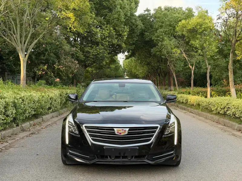 2017 Cadillac CT6 28T Fashion Edition — миниатюра 2