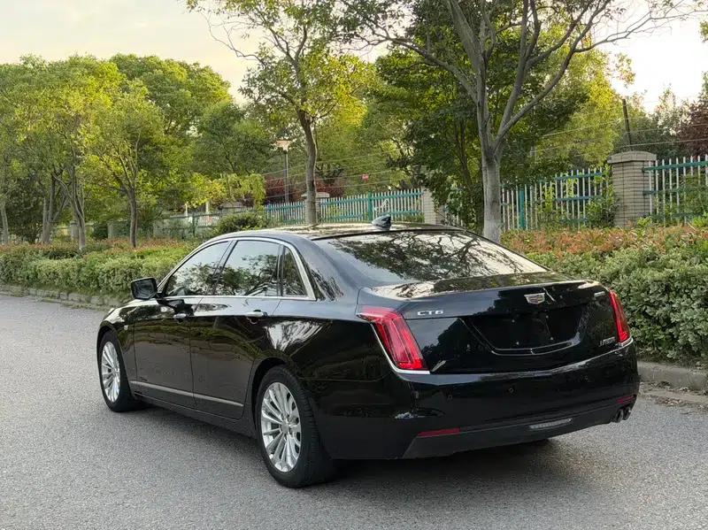 2017 Cadillac CT6 28T Fashion Edition — миниатюра 4