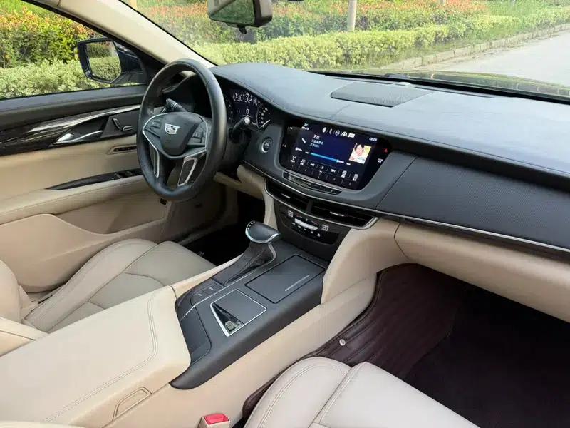 2017 Cadillac CT6 28T Fashion Edition — миниатюра 8