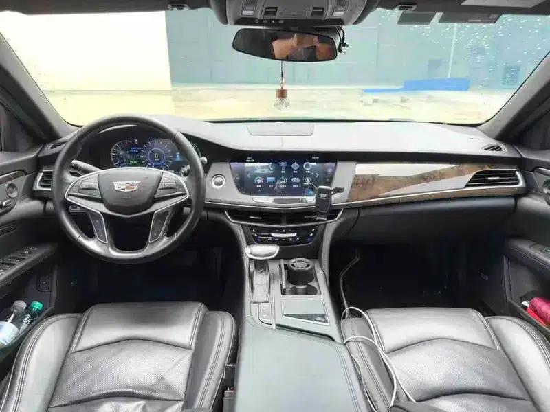2017 Cadillac CT6 28T Luxury — миниатюра 5